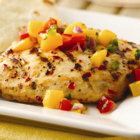 Image of Spicy Grilled Chicken With Mango Salsa